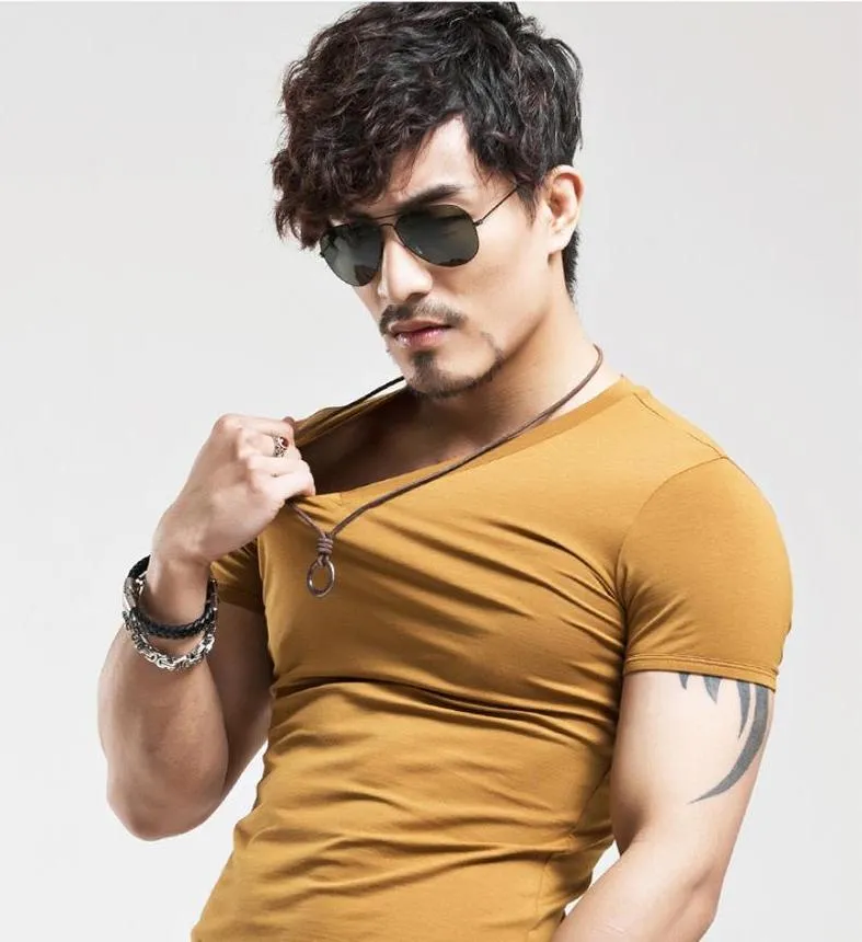 Slim Fit Cotton Solid Color Tees